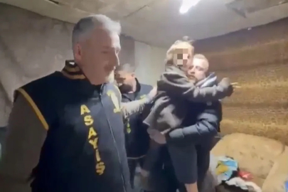 Bursa'da Bulunan Kayıp Çocuk Alman Annesine İade Edildi