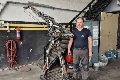 Hurdadan 200 Kiloluk Filistin Direnişi Figürü