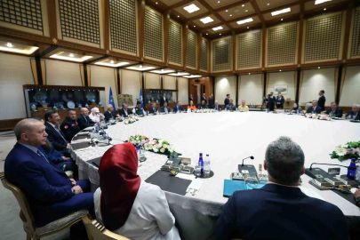 Erdoğan İşçi Temsilcilerini Ağırladı