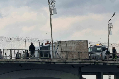 Şanlıurfa’da fırtına ve dolu hayatı felç etti
