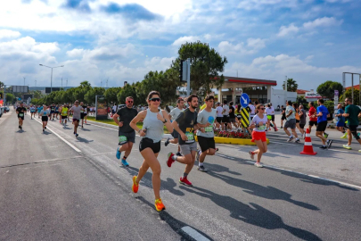 Çeşme Yarı Maratonu'nda 43 Ülkeden 3 Bin 450 Sporcu Yarışacak