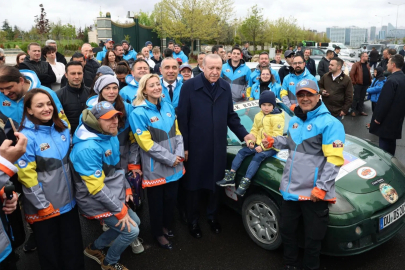 Erdoğan, İpek Yolu Rallisi Sporcularıyla Buluştu