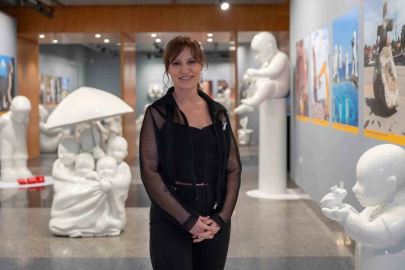 30 Yıllık Sanat Yolculuğu: Ayla Turan Retrospektif Sergisi Açıldı