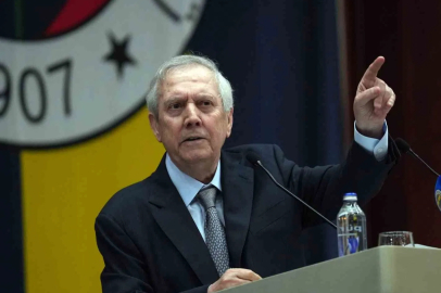 Fenerbahçe'de Aziz Yıldırım'a Adaylık Baskısı