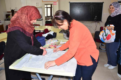 Dikiş Kursunda Tanışan Kadınlar İş Yeri Açmaya Hazırlanıyor