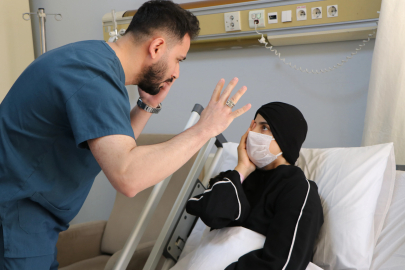 Hamile Hastaya Aynı Anda Sezaryen ve Beyin Ameliyatı
