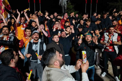 Kırıkkale’de taraftarlar, Galatasaray’ın şampiyonluğunu kutladı
