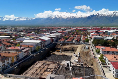 Erzincan'ın Çehresini Değiştirecek Dev Projede Temel Atıldı
