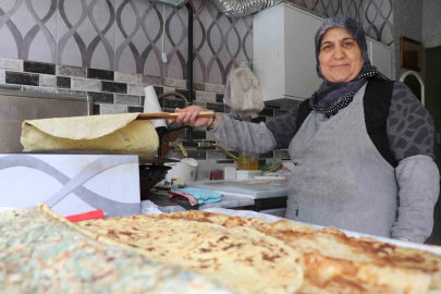 'Yapamazsın' Diyenleri Utandırdı: 10 Çocuk Annesinin Gözleme Zaferi