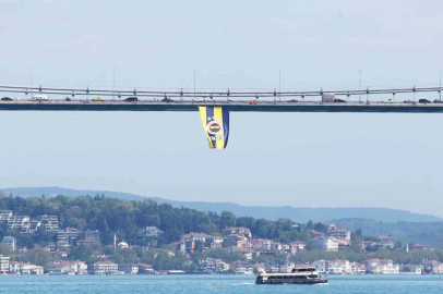 Fenerbahçe Opet Bayrakları İstanbul Köprülerinde Dalgalanıyor