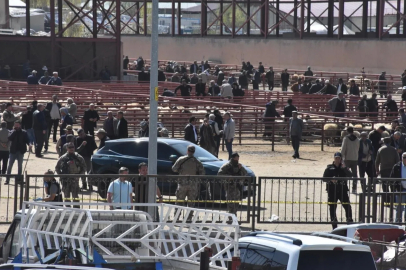 Van'da Hayvan Pazarında Silahlı Çatışma: 1 Ölü, 13 Yaralı
