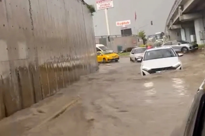 Bolu'da Sağanak Felaketi: Cadde ve Sokaklar Göle Döndü