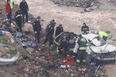 Erzincan’da otomobil dereye uçtu: 2 ölü, 1 ağır yaralı