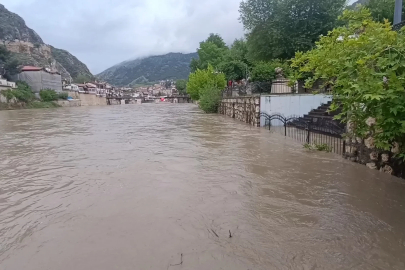 Amasya Valisi Bakan’dan Yeşilırmak uyarısı