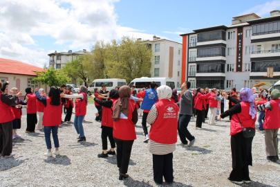 Erzincan’da "Engel Yok" mesajlı renkli buluşma