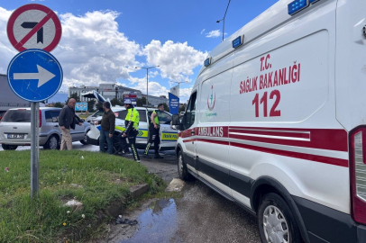 Erzincan’da kavşakta kaza: 3 yaralı