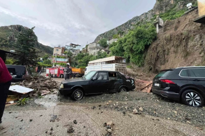 Hatay’da heyelan nedeniyle müstakil ev çöktü: 1 ölü, 2 yaralı