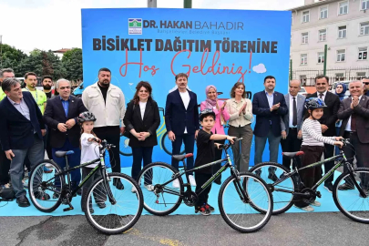 Bahçelievler’de 200 çocuğa bisiklet dağıtım töreni
