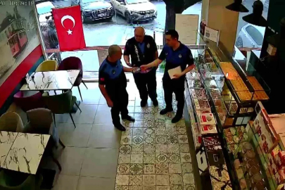 CHP Üsküdar İlçe Başkanı’na selam vermeyen esnafa zabıta ekipleri ceza kesti

