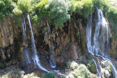 Kar suları eridi, Girlevik coştu