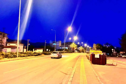 D-400 karayolundaki hasar onarıldı, yol trafiğe açıldı
