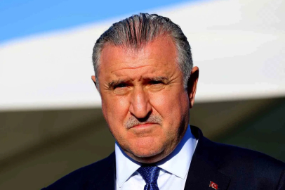 Bakan Osman Aşkın Bak: "Milli takımımız Dünya Kupası’nda çok iyi işler yapacak"
