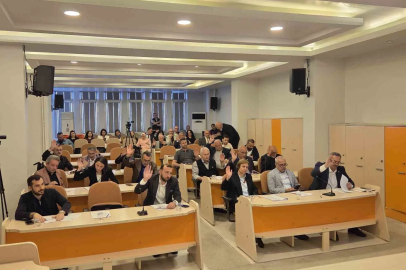 Atakum meclisinde yatırım ve maaş gündemi
