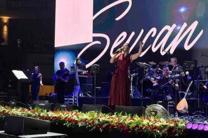 Kayseri’de Sevcan Orhan rüzgarı esti
