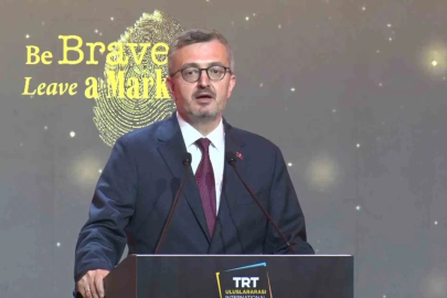 İletişim Başkanı Duran: "Gerçekleri olduğu gibi anlatmanın cesaret gerektirdiği bir dönemdeyiz"
