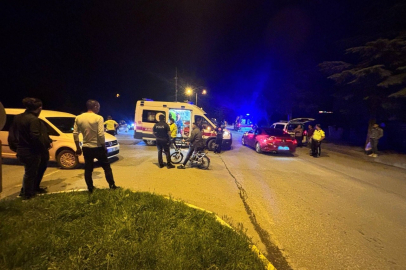 Erzincan’da otomobil ile motosiklet çarpıştı: 2 yaralı