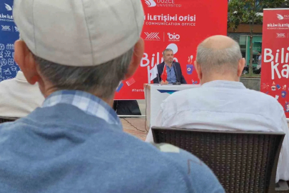 Üroloji Doktoru, cami önünde prostat hastalıklarını anlattı
