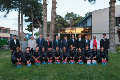 Erzincan Fen Lisesi Futbol Takımı Türkiye finalleri yolunda