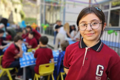 Ortaokul öğrencisi Duru, hobisini yaşıtlarına öğretiyor

