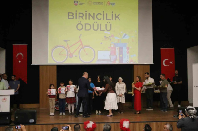 Diyarbakırlı öğrenciler ödüllerini aldı
