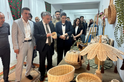 Üzümlü’de Halk Eğitim kursiyerlerinin el emeği eserleri sergilendi