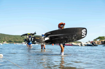 Dünya Motosurf Şampiyonası’nda ilk gün etap yarışları sona erdi
