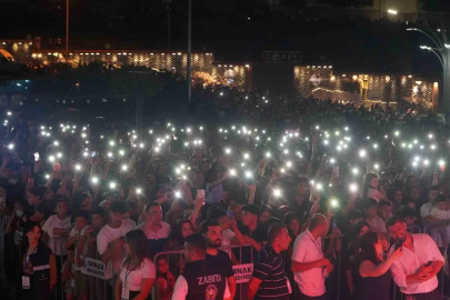 Şırnak’ta Kültür, Sanat ve Gençlik Festivali: 15 bin kişi yaz coşkusuna ortak oldu
