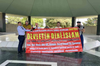 Adnan Menderes ezanın aslına çevrilmesinin 76. yıl dönümünde kabri başında anıldı
