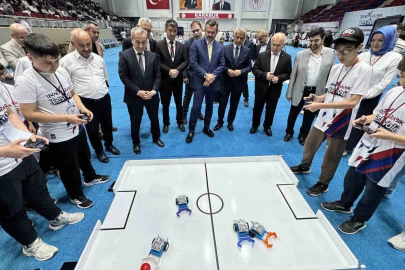 TeknoKarabük’te geleceğin kaşifleri sahne aldı
