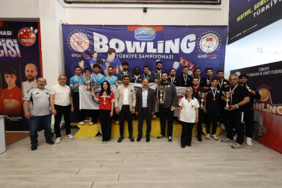 Bayburt Üniversitesi Bowling Takımından 10 Madalyalık Başarı