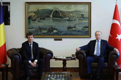 Cumhurbaşkanı Erdoğan, Romanya Cumhurbaşkanı Dan ile bölgesel gelişmeleri görüştü
