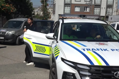 YKS’ye geç kalıyordu, trafik polisleri yetiştirdi
