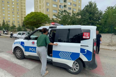 Kimliğini evde unutan adayın imdadına polis yetişti

