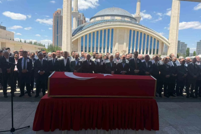 CHP Genel Başkanı Kılıçdaroğlu, Emekli Hava Savunma Albayı Türeli’nin cenaze törenine katıldı
