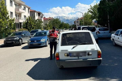 Erzincan’da okul çevrelerinde güvenlik uygulaması gerçekleştirildi