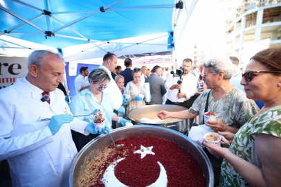 Küçükçekmece Belediyesi’nden Muharrem ayında aşure ikramı
