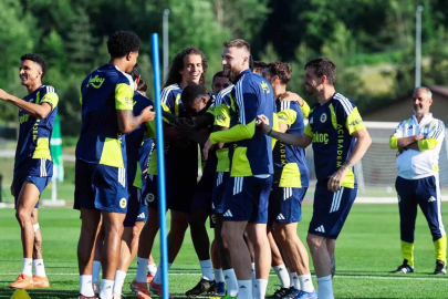 Fenerbahçe, önce salonda sonra sahada çalıştı
