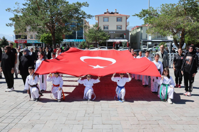 Atatürk’ün Erzincan’a gelişinin 107'nci yılı dolayısıyla tören düzenlendi