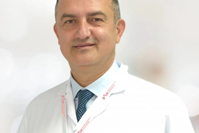 Üroloji uzmanından ’havuz sistiti’ uyarısı: "Havuz keyfiniz kabusa dönmesin"
