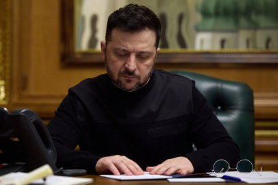Zelenskiy: Rusya, bir haftada 106 füze ve yaklaşık 2 bin 200 SİHA ile saldırdı